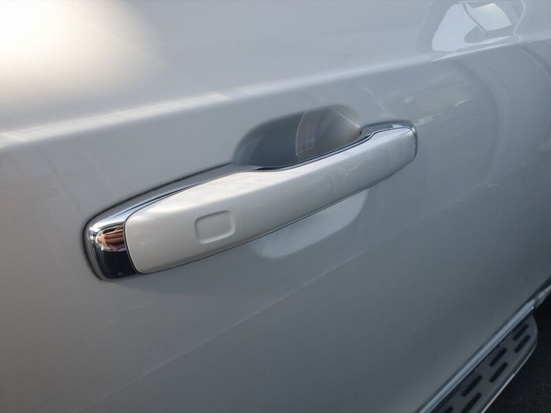More views of Volvo XC90