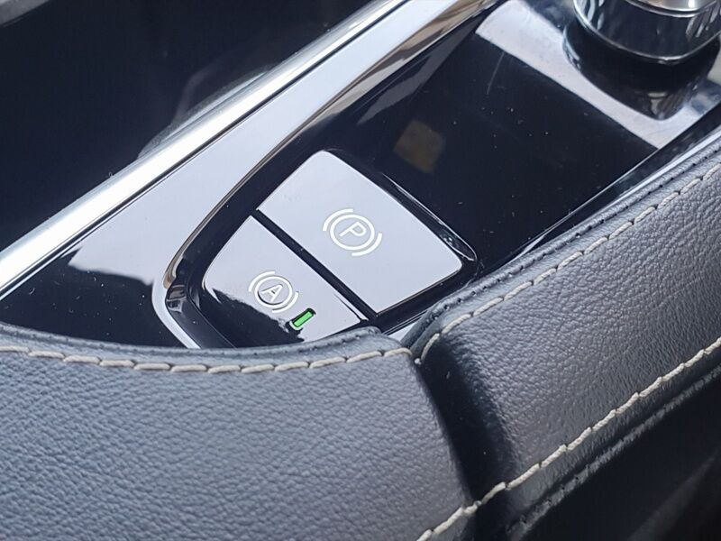 More views of Volvo XC90