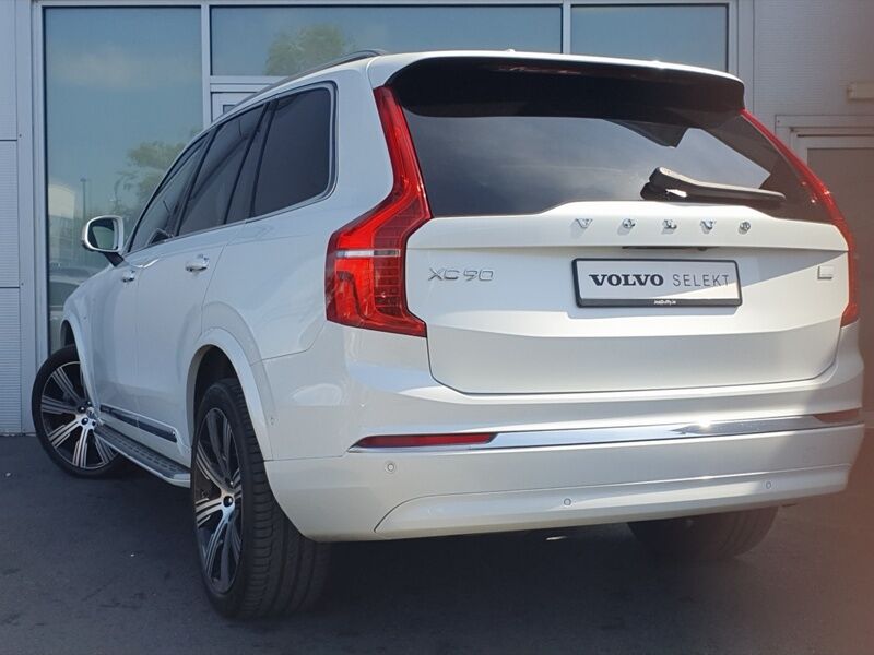 More views of Volvo XC90