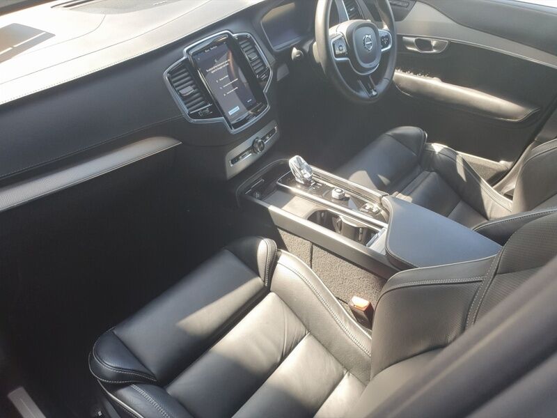 More views of Volvo XC90