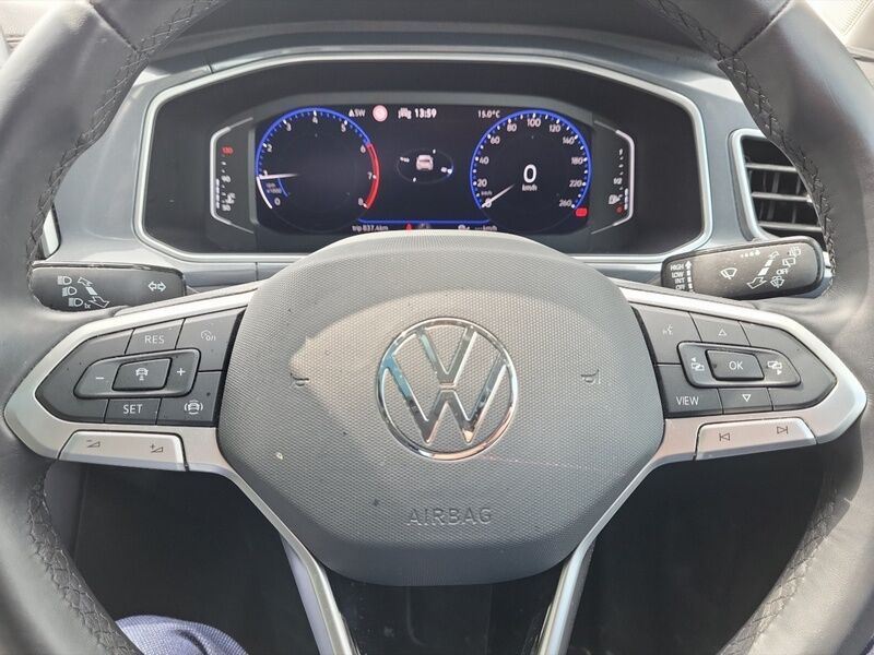 More views of Volkswagen T-Roc
