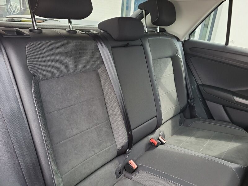 More views of Volkswagen T-Roc