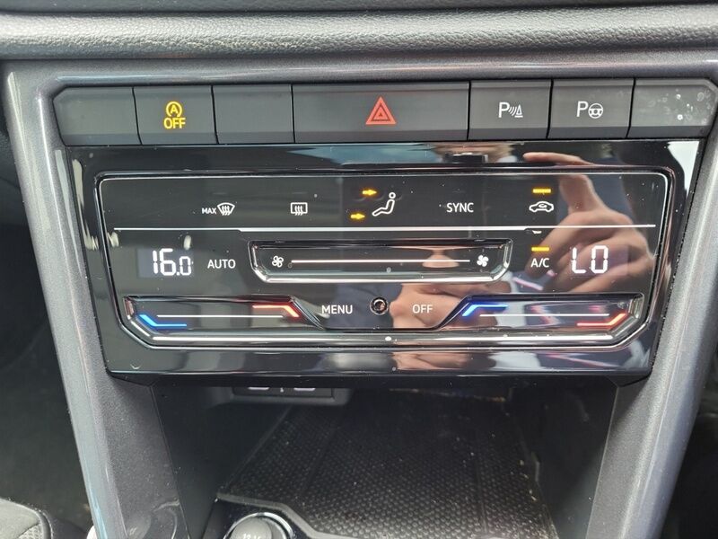 More views of Volkswagen T-Roc