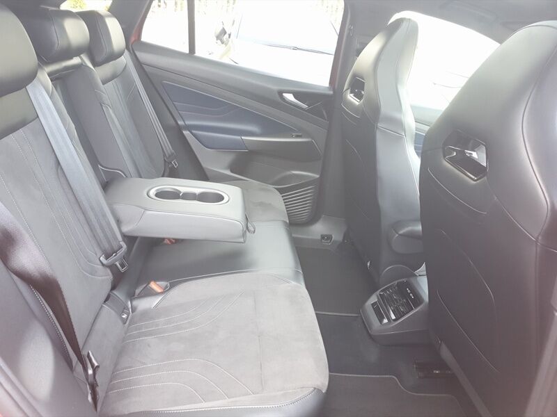 More views of Volkswagen ID.4