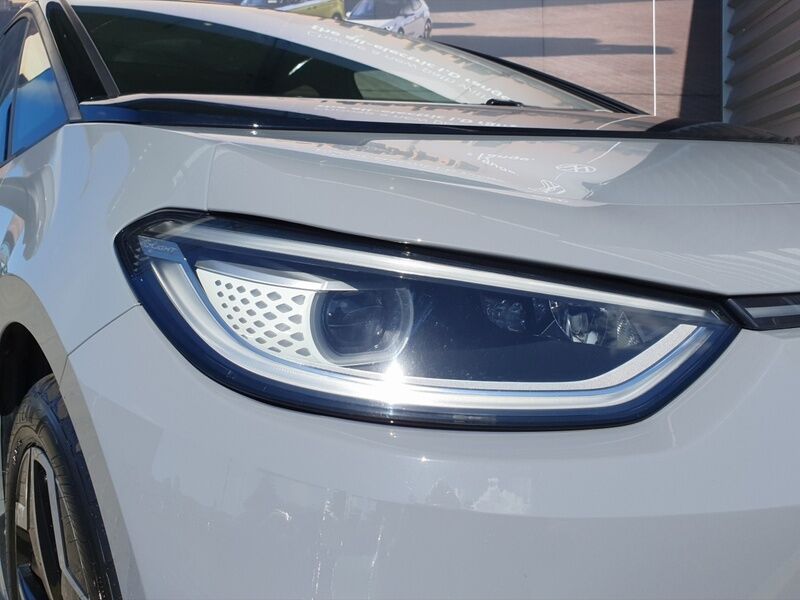 More views of Volkswagen ID.3