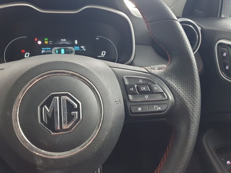 More views of MG ZS