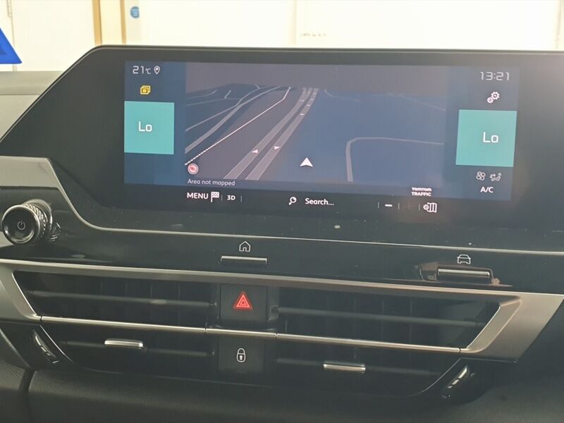 More views of Citroen E-C4