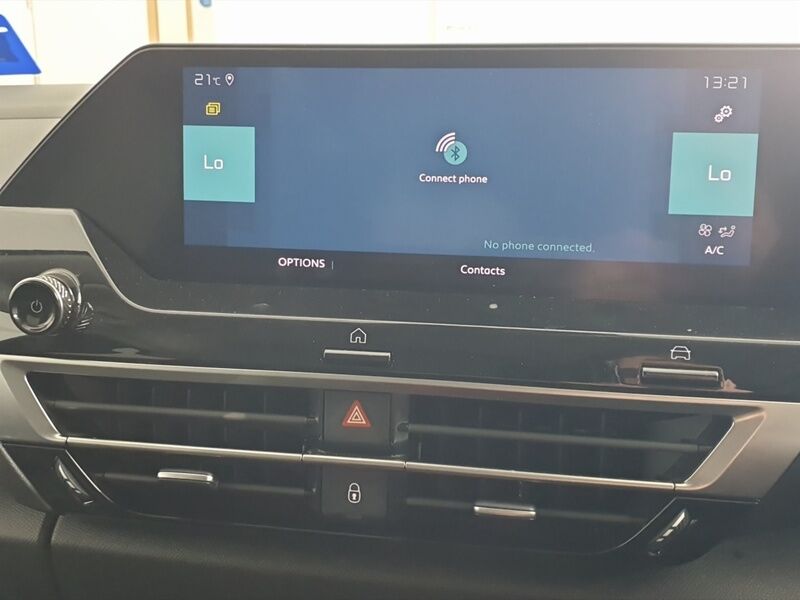 More views of Citroen E-C4