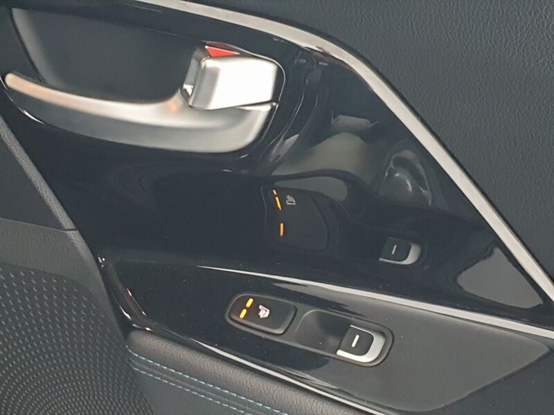More views of Kia E-Niro