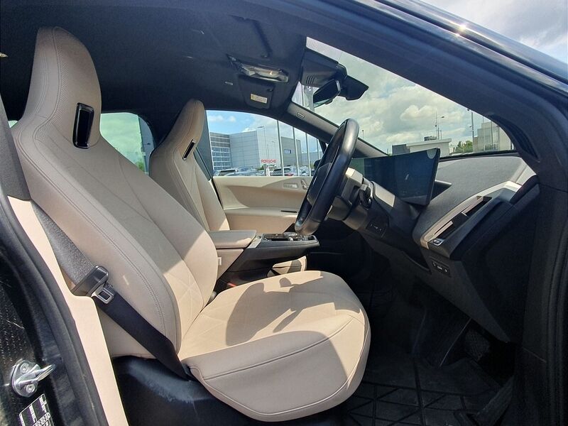 More views of BMW iX