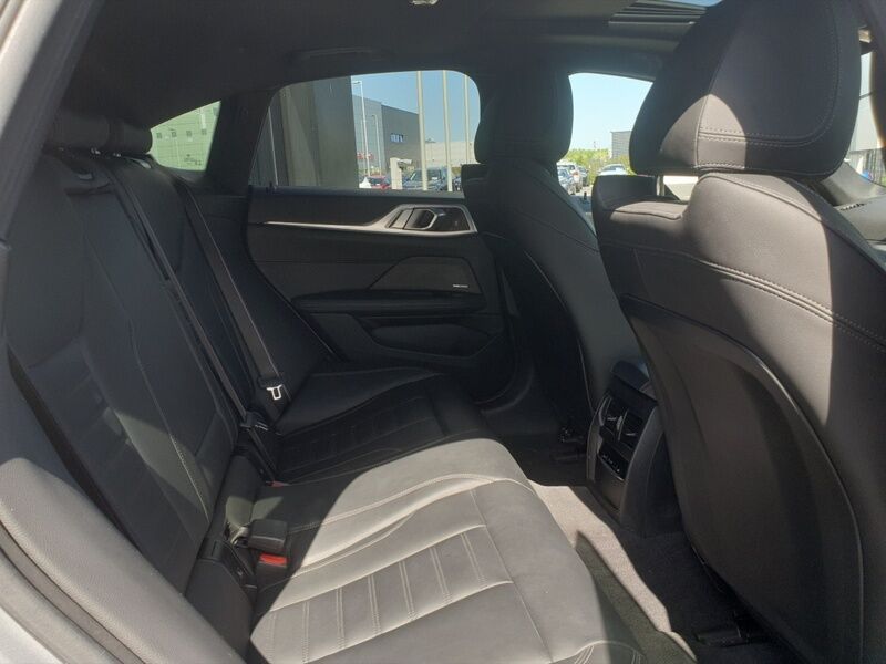 More views of BMW i4