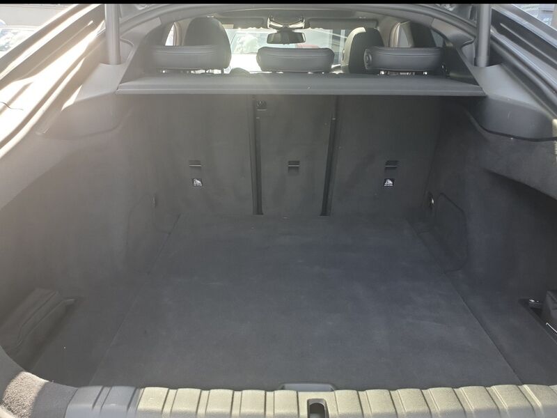 More views of BMW i4