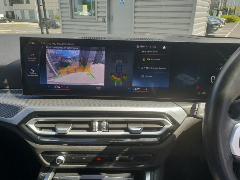 More views of BMW i4