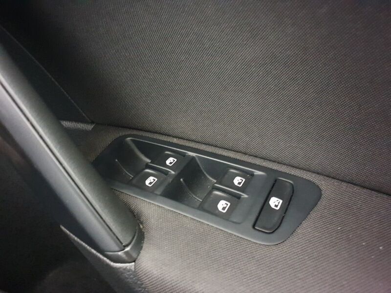 More views of Volkswagen Golf