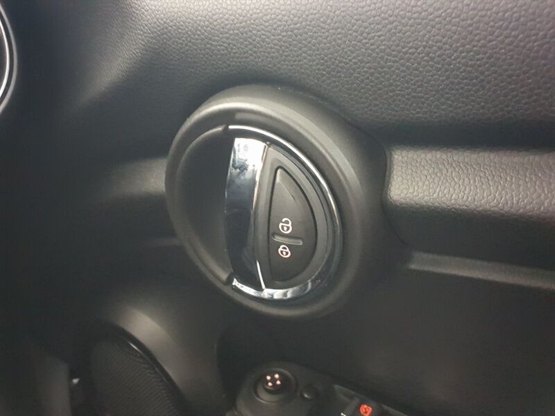 More views of MINI Cooper