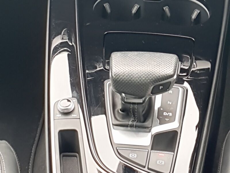 More views of Audi A4