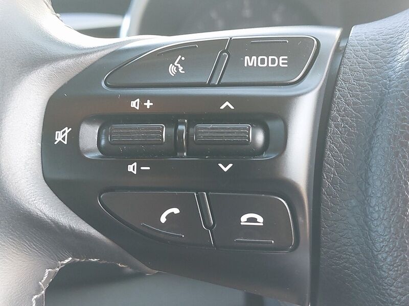 More views of Kia Stonic