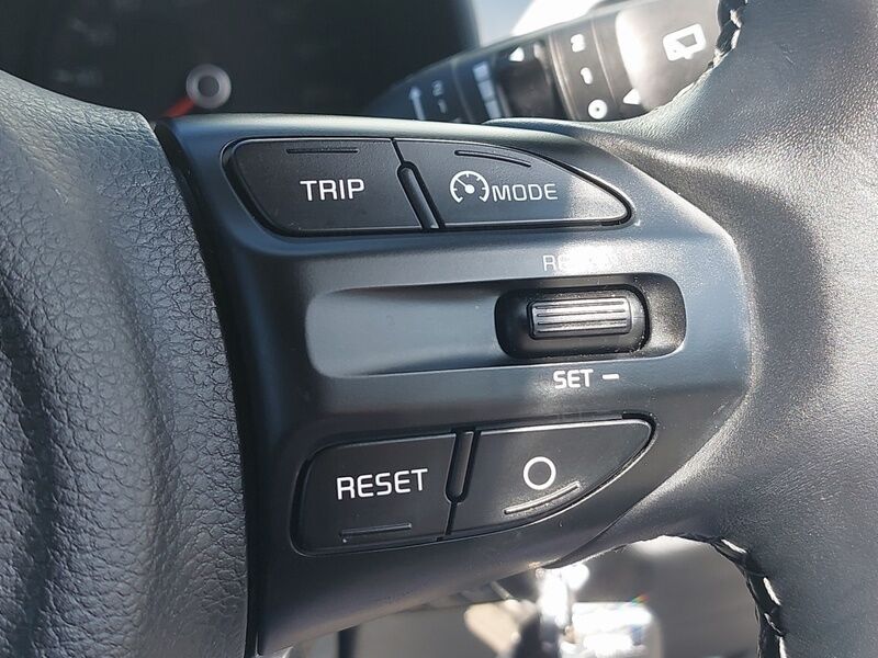 More views of Kia Stonic
