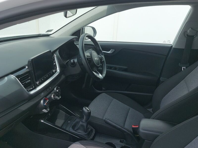 More views of Kia Stonic