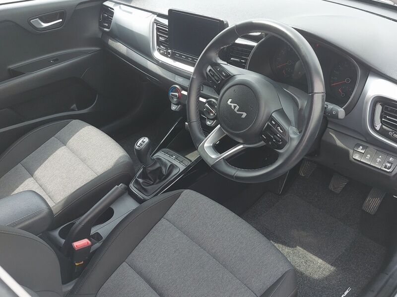 More views of Kia Stonic