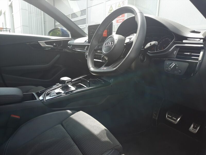 More views of Audi A4