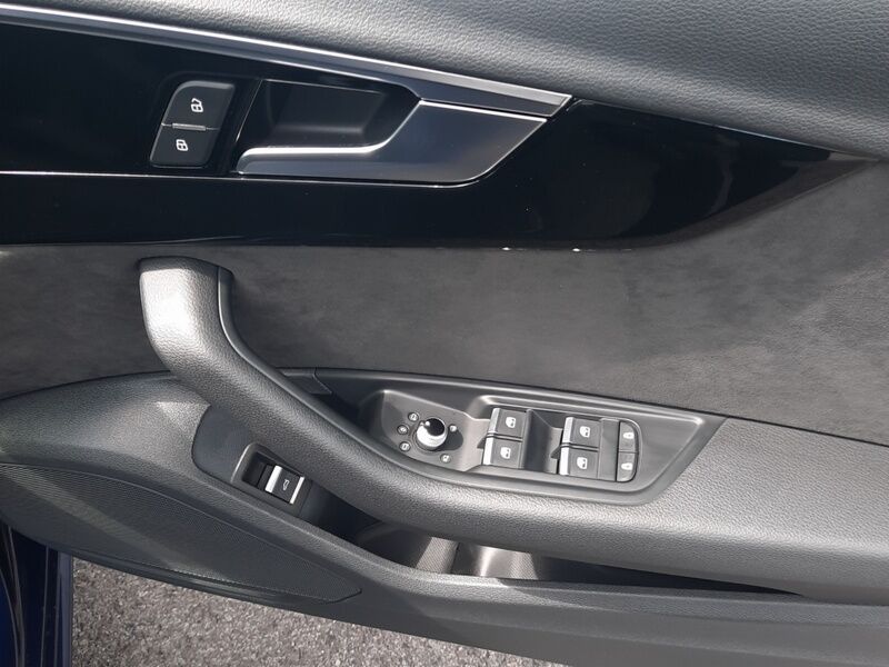 More views of Audi A4