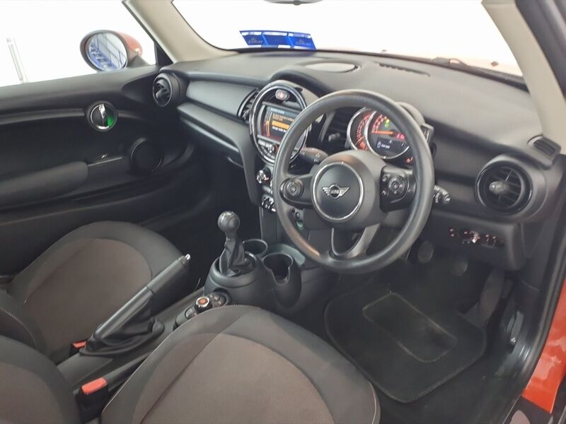 More views of MINI One