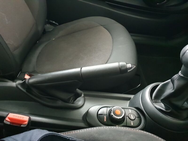More views of MINI One