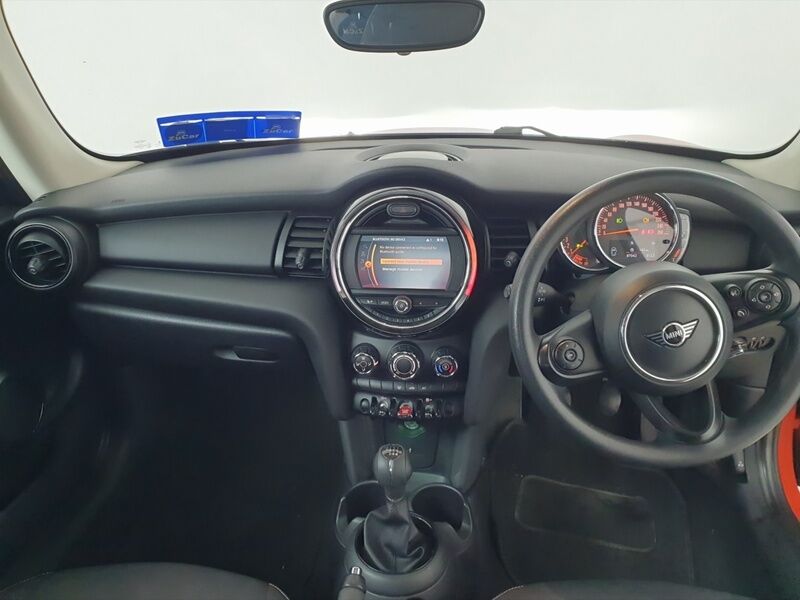 More views of MINI One
