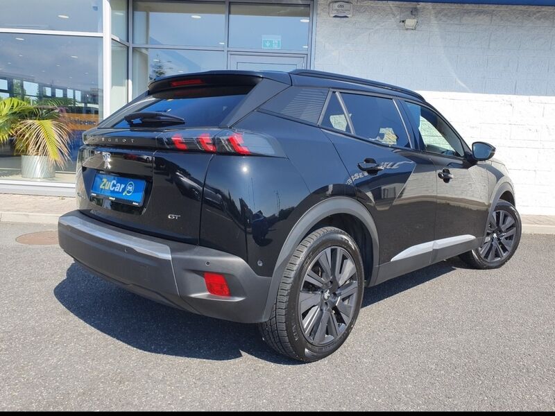 More views of Peugeot 2008