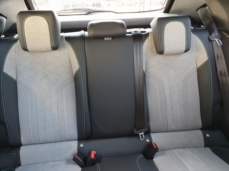 More views of Peugeot 2008