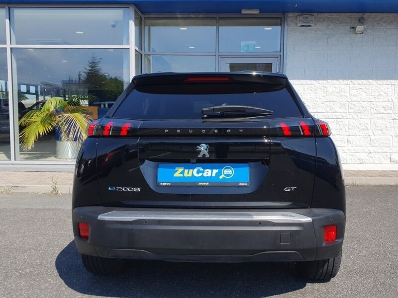 More views of Peugeot 2008