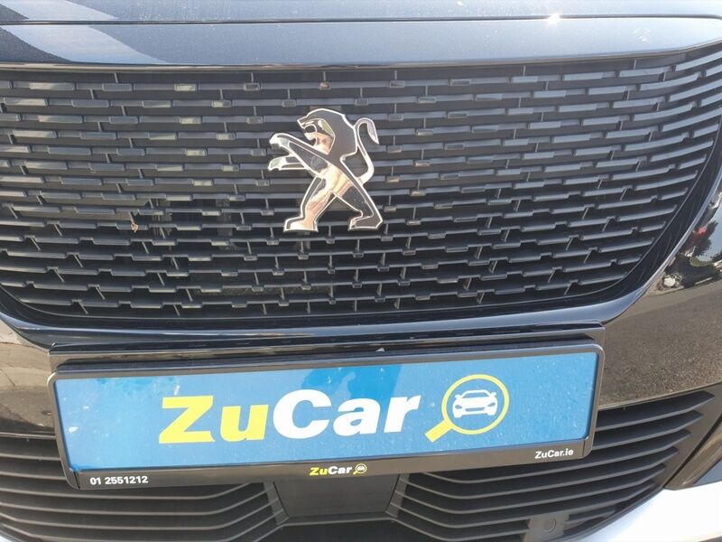 More views of Peugeot 2008