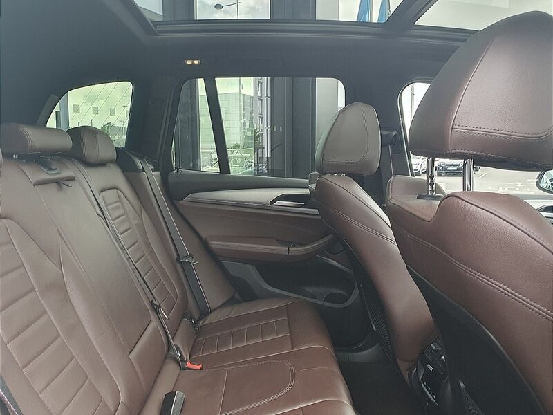 More views of BMW X3