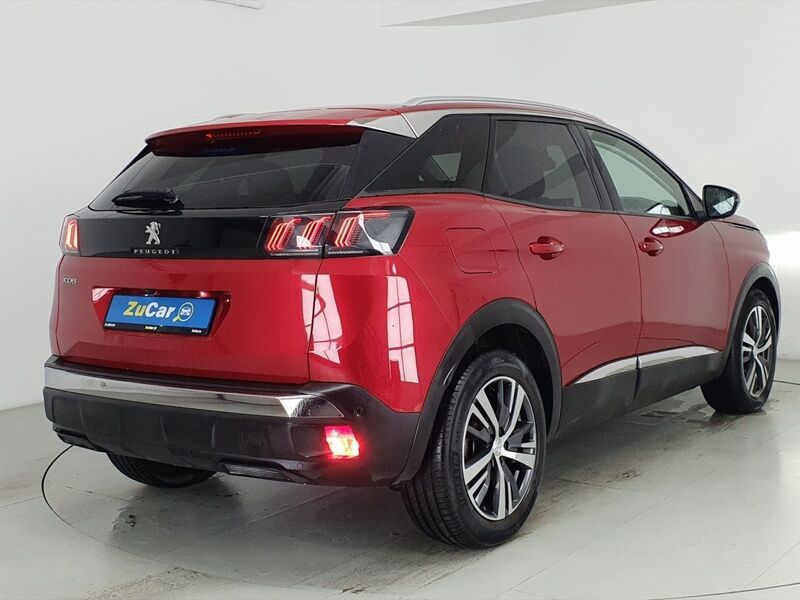 More views of Peugeot 3008