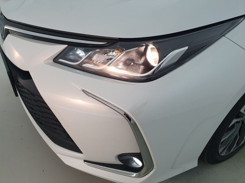 More views of Toyota Corolla