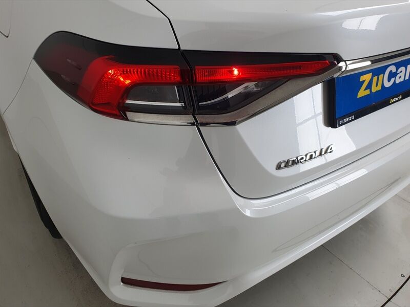 More views of Toyota Corolla
