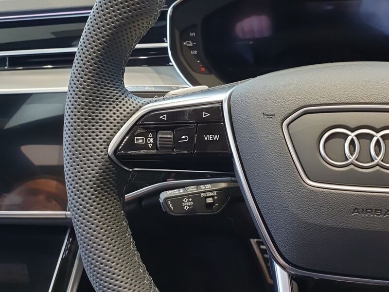 More views of Audi A8