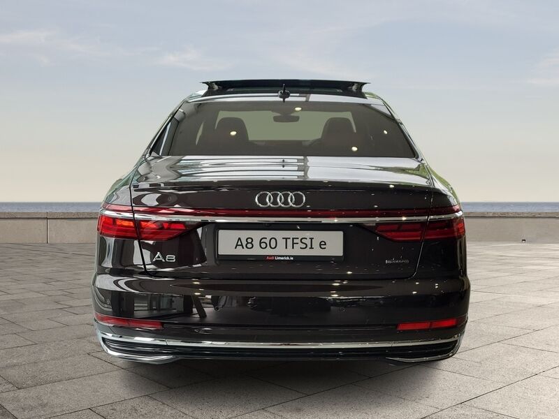 More views of Audi A8