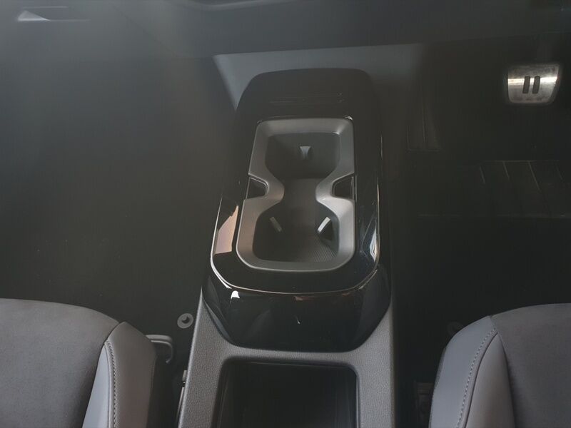 More views of Volkswagen ID.4