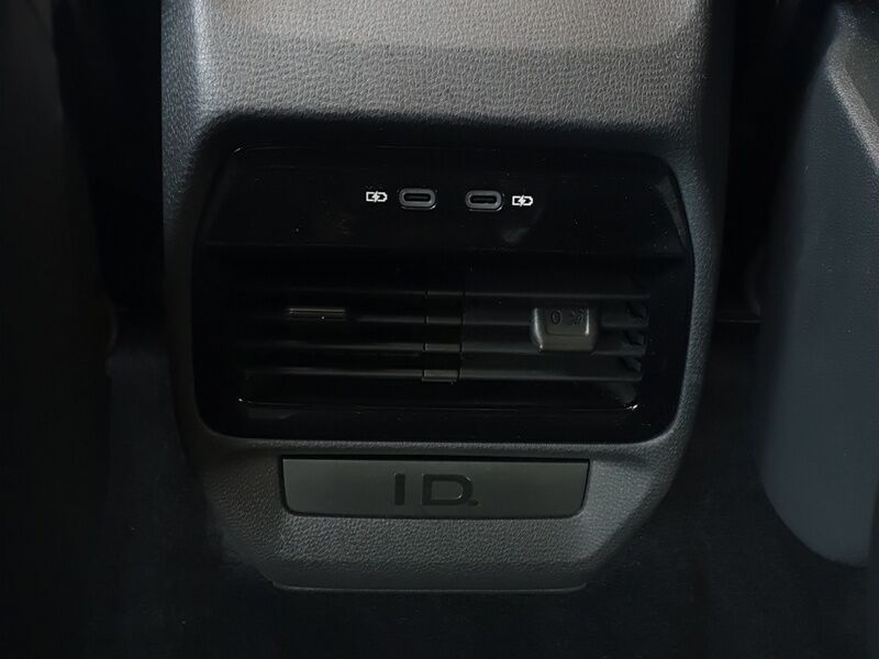 More views of Volkswagen ID.4