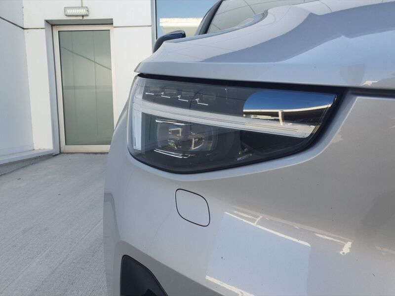 More views of Volvo C40