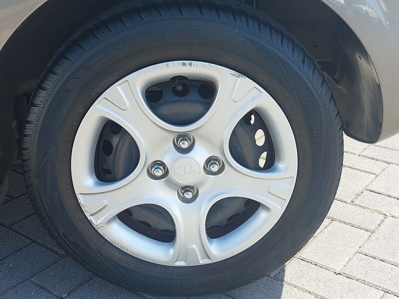 More views of Kia Picanto