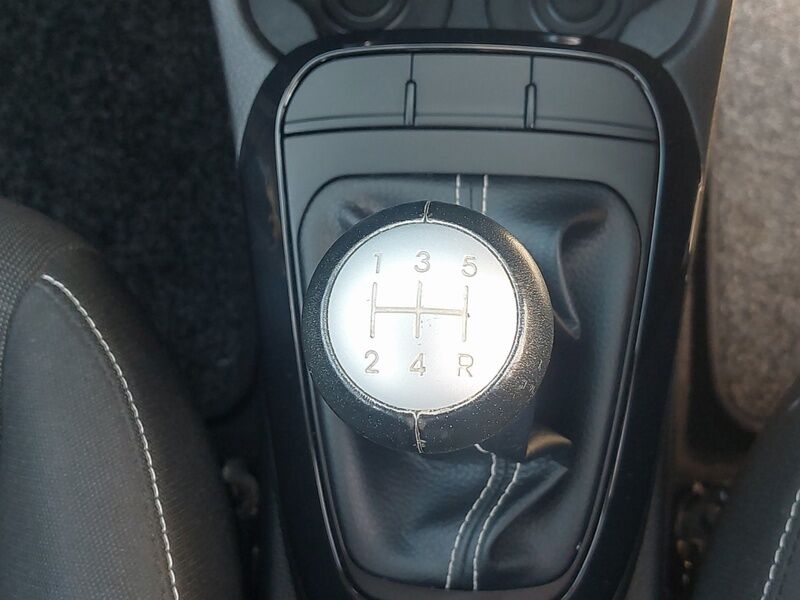More views of Kia Picanto