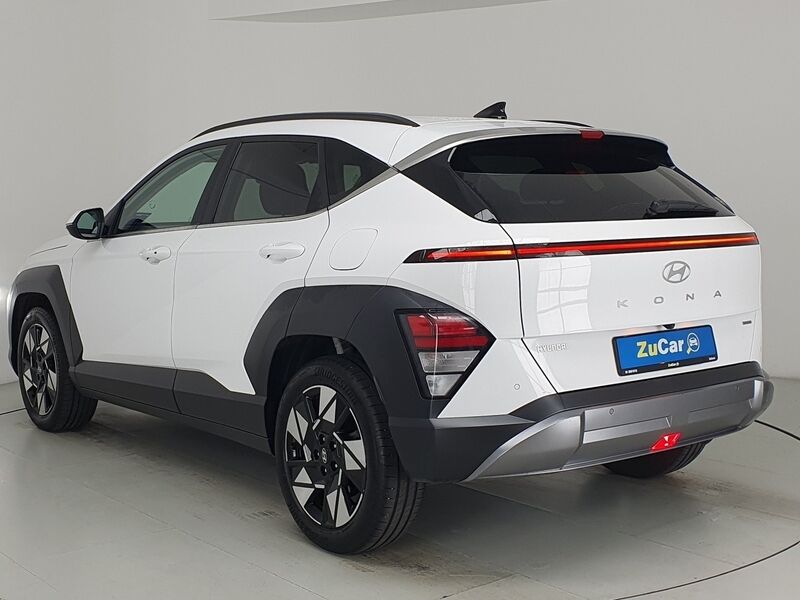 More views of Hyundai Kona