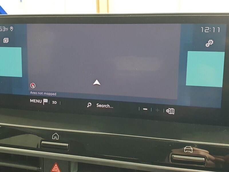 More views of Citroen E-C4