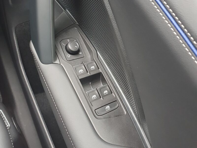 More views of Volkswagen Tiguan