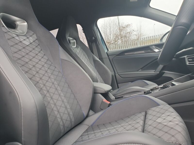 More views of Volkswagen Tiguan