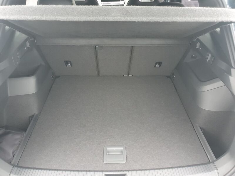 More views of Volkswagen Tiguan