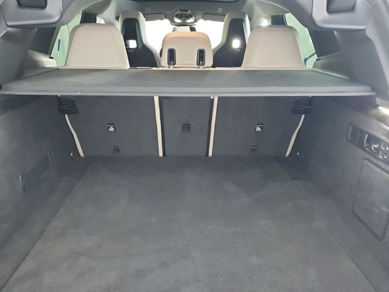 More views of BMW IX